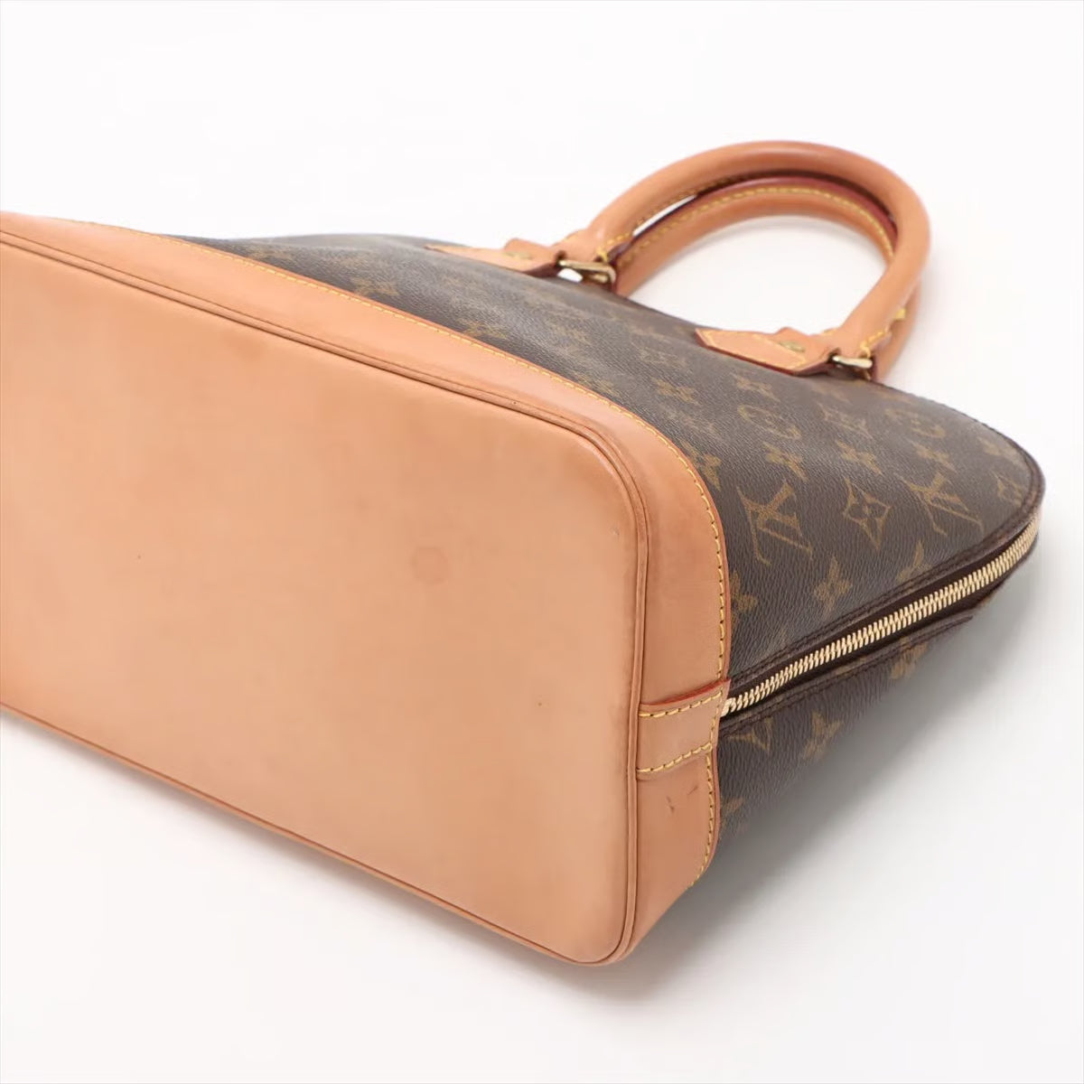 Louis Vuitton Alma 30