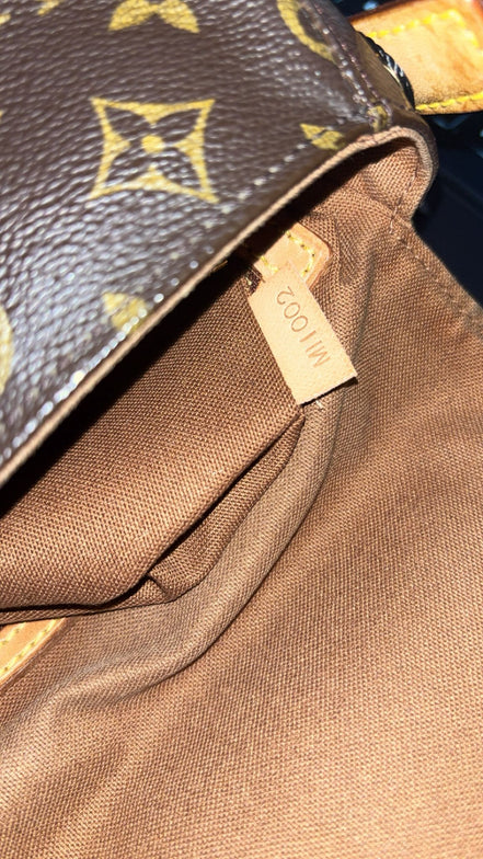 Louis Vuitton Looping PM