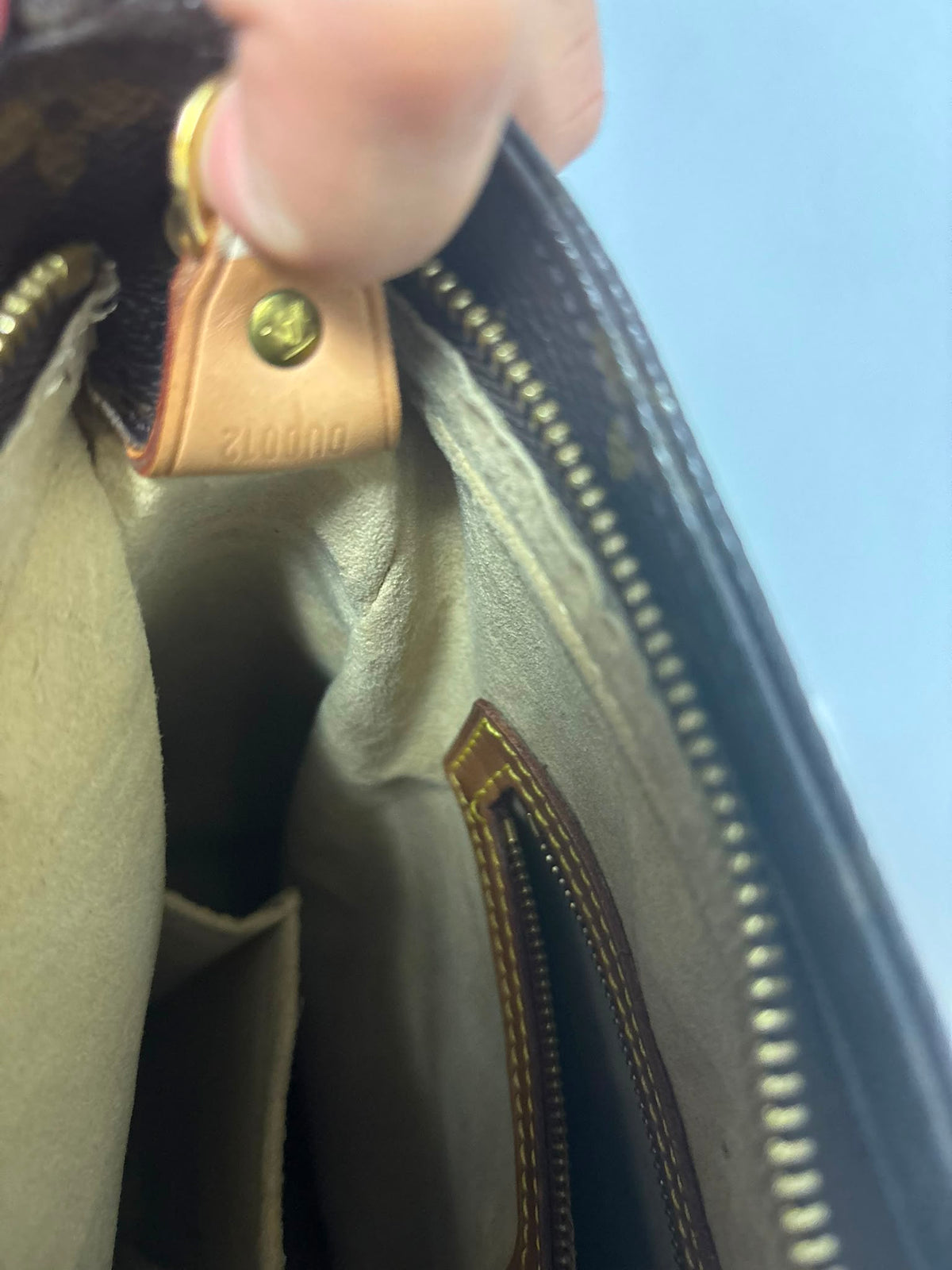 Louis Vuitton Looping GM Monogram Canvas