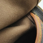 Louis Vuitton Saumur 30