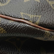 Louis Vuitton Saumur 30
