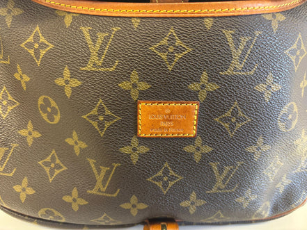 Louis Vuitton Saumur 30