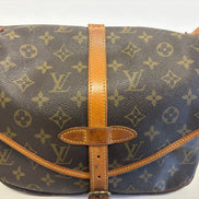 Louis Vuitton Saumur 30