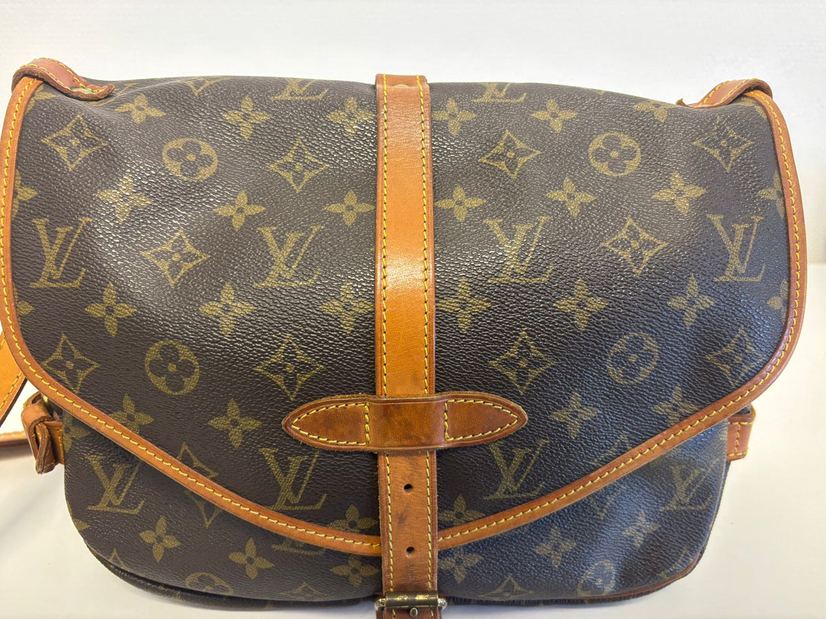 Louis Vuitton Saumur 30