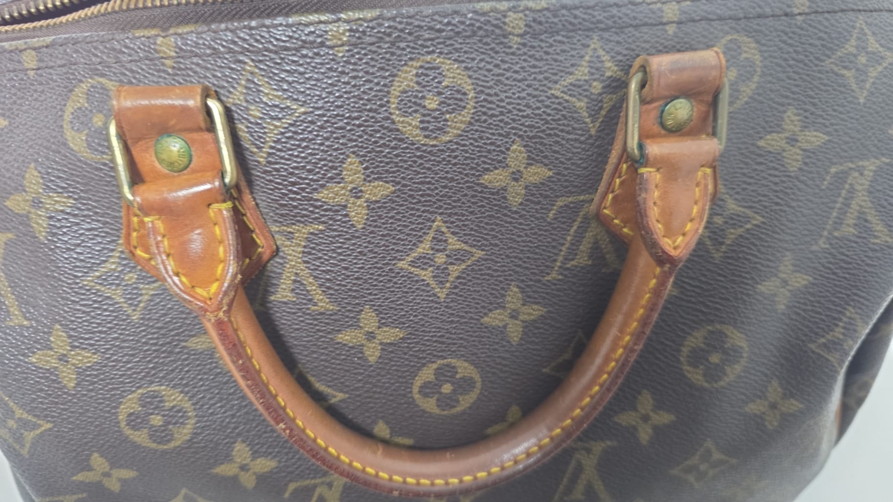 Louis Vuitton Speedy 30